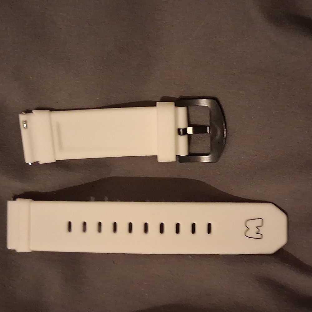A Watch - Picture 6 of 8